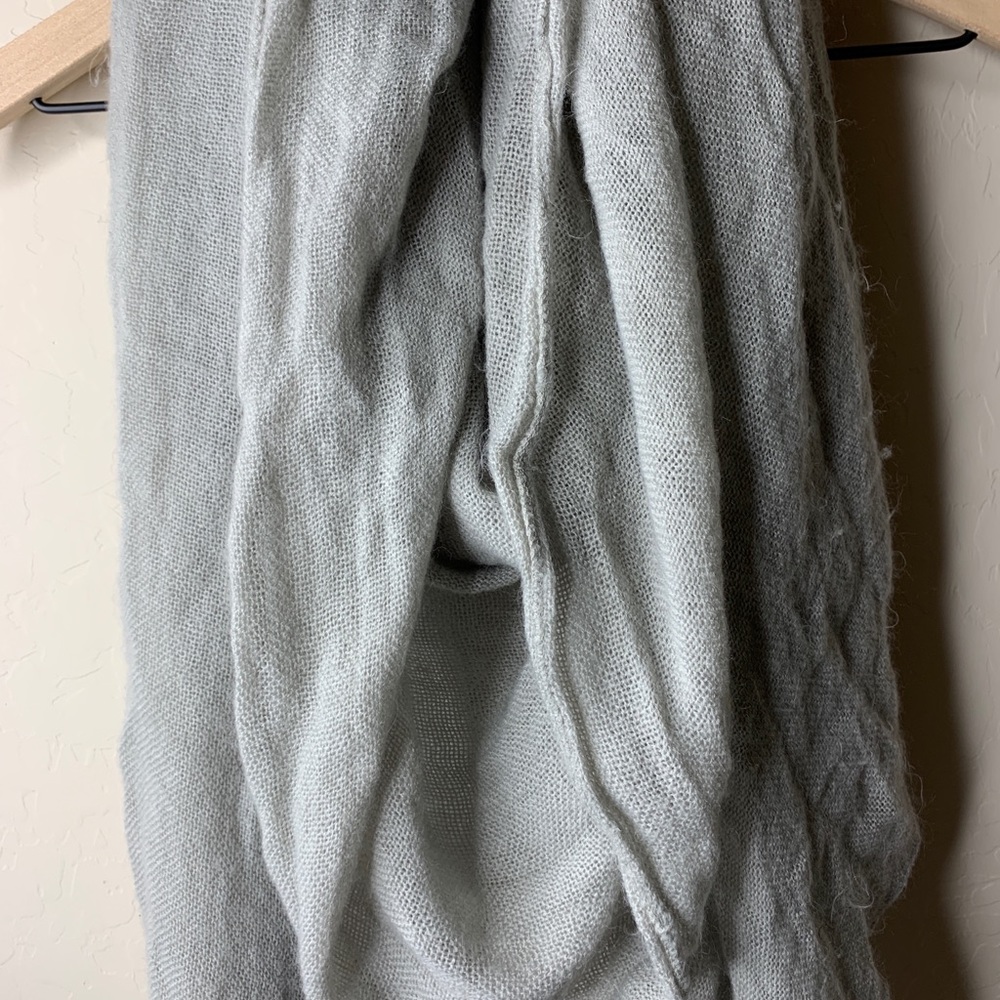 Gray Scarf - Picture 2 of 2